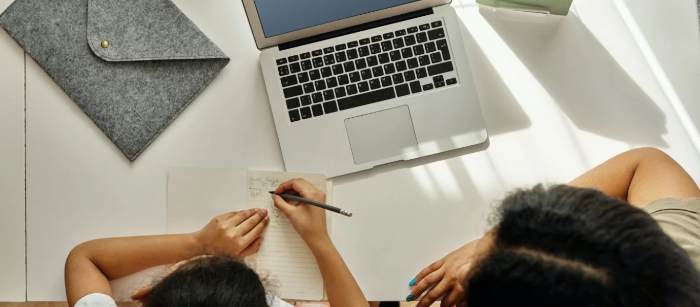 «Κυβερνητικό μπάχαλο» εν μέσω τηλεκπαίδευσης! - Για... Μάρτη οδεύει το voucher 200 ευρώ για αγορά τάμπλετ & λάπτοπ